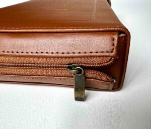 English-Russian Parallel Bible (NASB ) / Англо-Русская Параллельная Библия (Zipper-Brown), luxury leather, кожа высокого качества